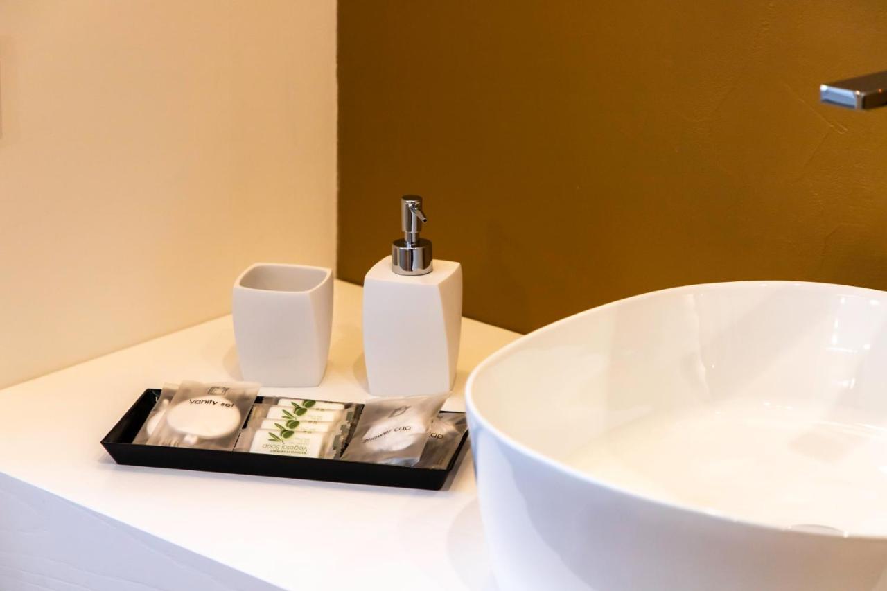Metropolitan Rooms กาญารี ภายนอก รูปภาพ